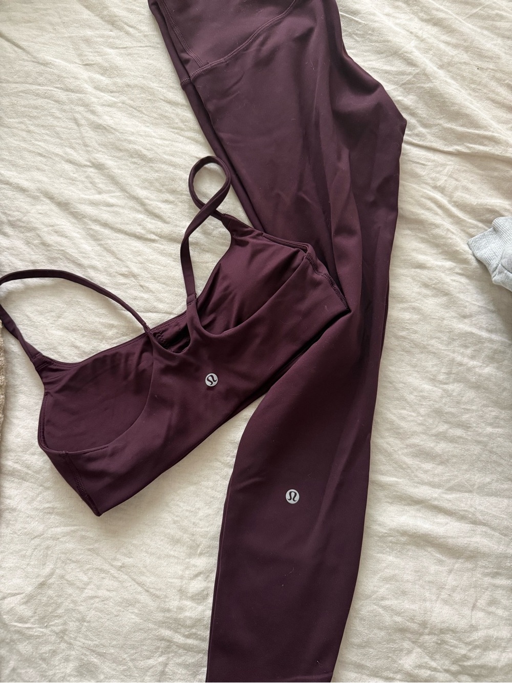 Lululemon Wunder Train Tights & Bra
